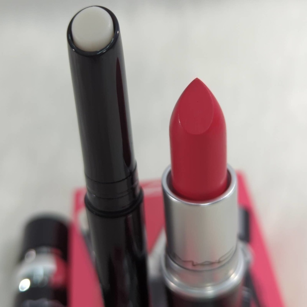MAC 3-Pc. Lashes To‎ Lips Superstar Set - Picture 3 of 7